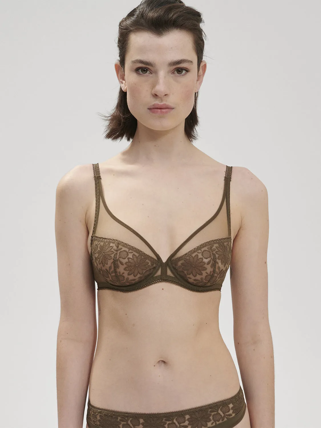 Amazone Full Coverage Plunge - Nomad Green