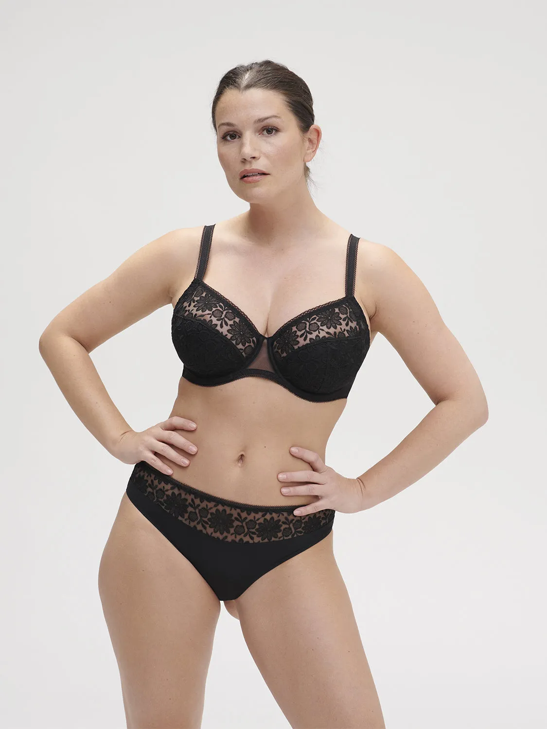 Amazone Full Cup - Black