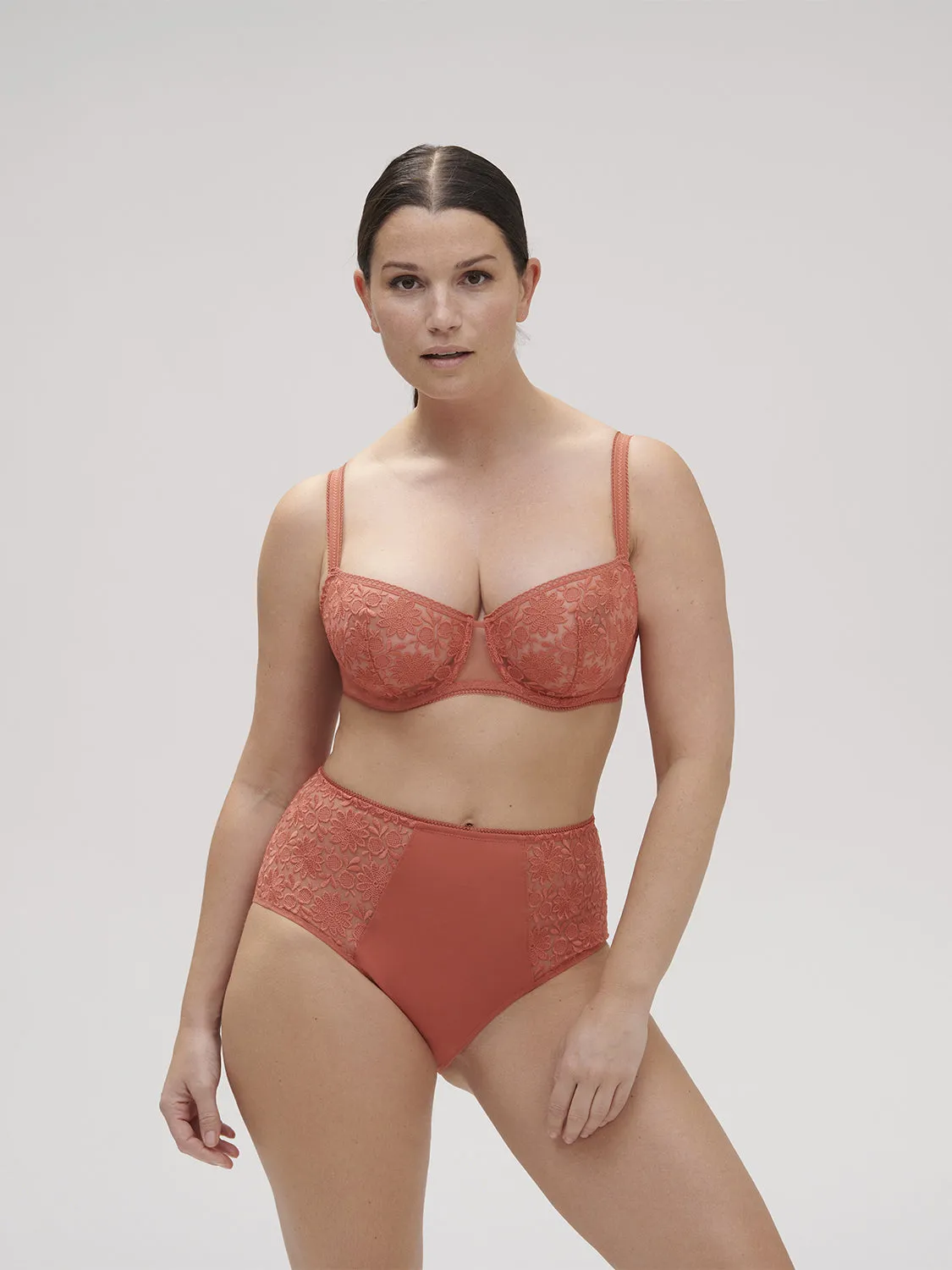 Amazone Sheer Demi - Texas Pink