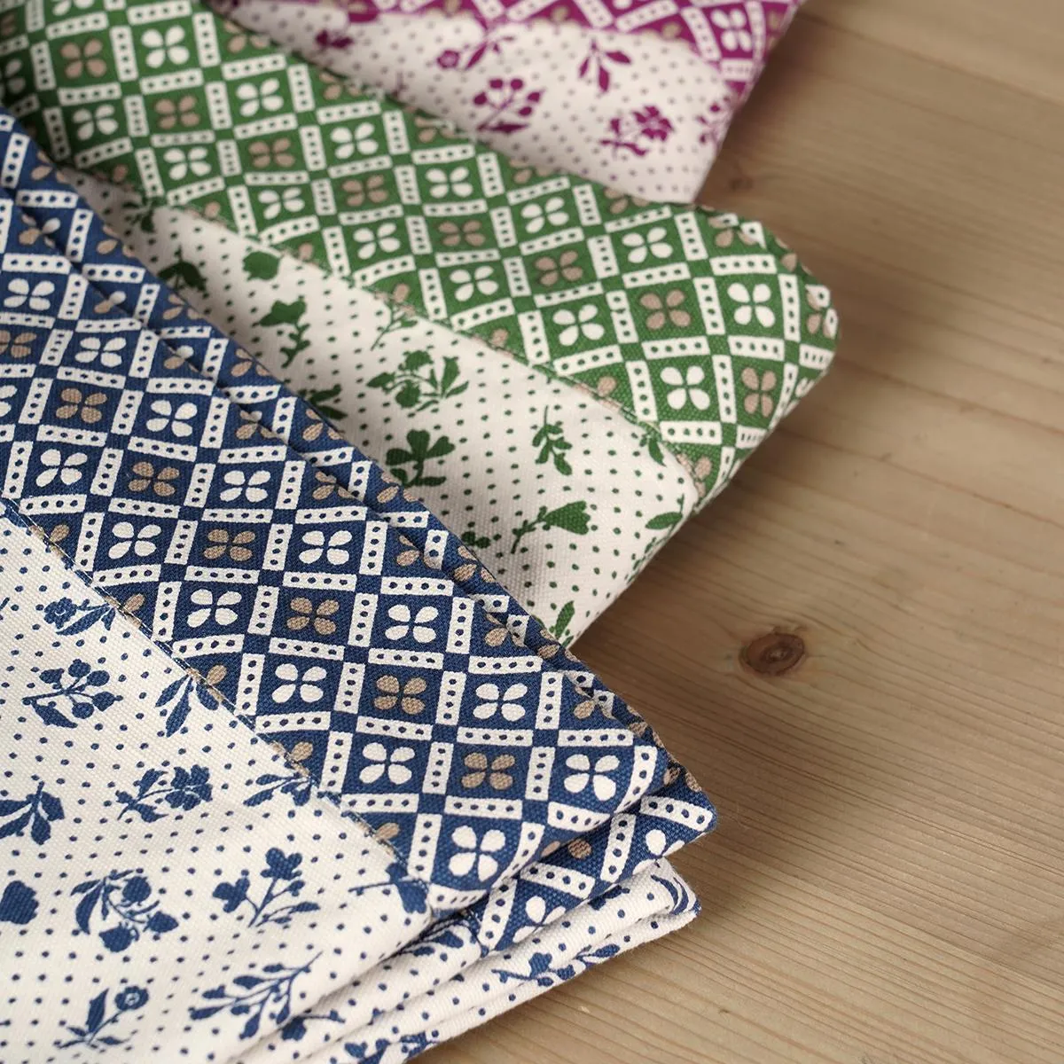 Green DOMINOTERIE small floral print cotton table cover with border, sizes available