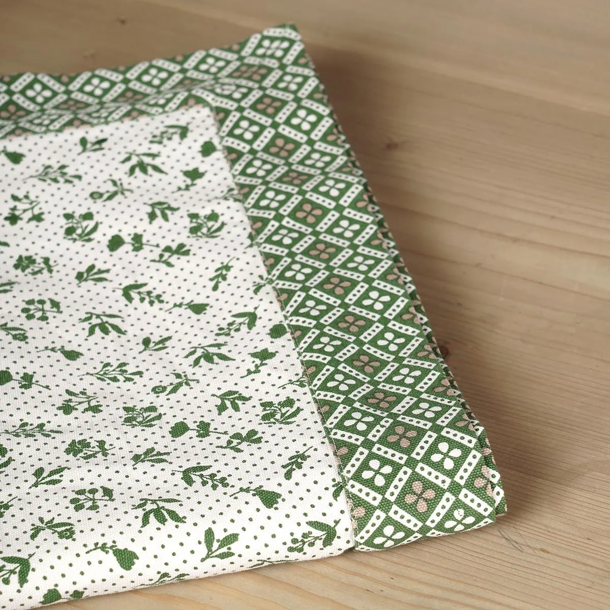 Green DOMINOTERIE small floral print cotton table cover with border, sizes available