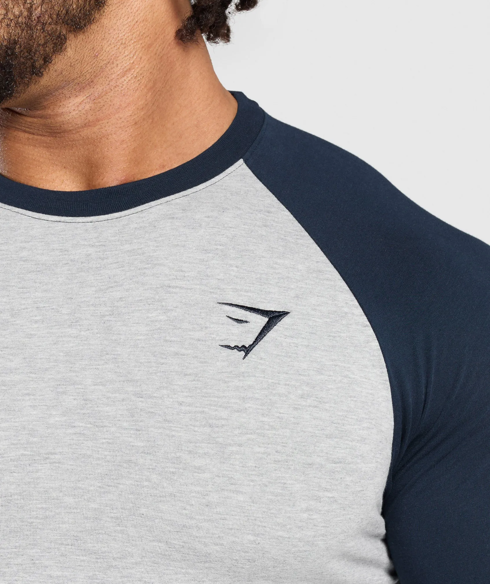 Gymshark Raglan Long Sleeve T-Shirt - Light Grey Core Marl/Navy