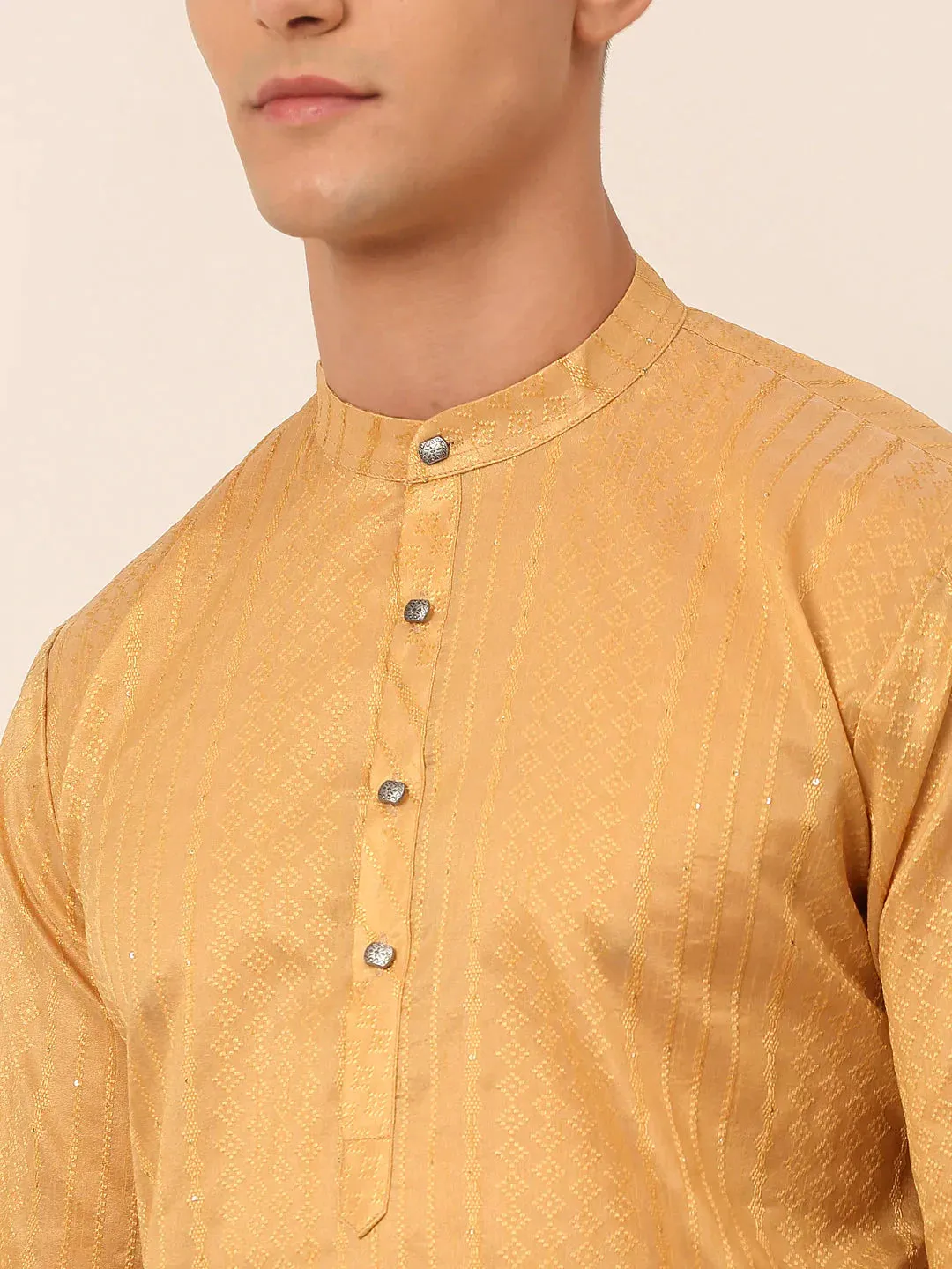 Men'S Silk Blend Sequence Embroidered Kurta Pyjama Set