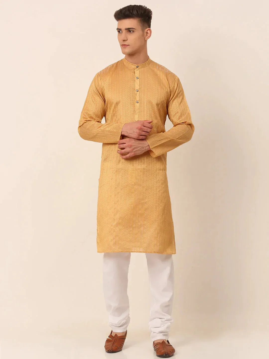 Men'S Silk Blend Sequence Embroidered Kurta Pyjama Set