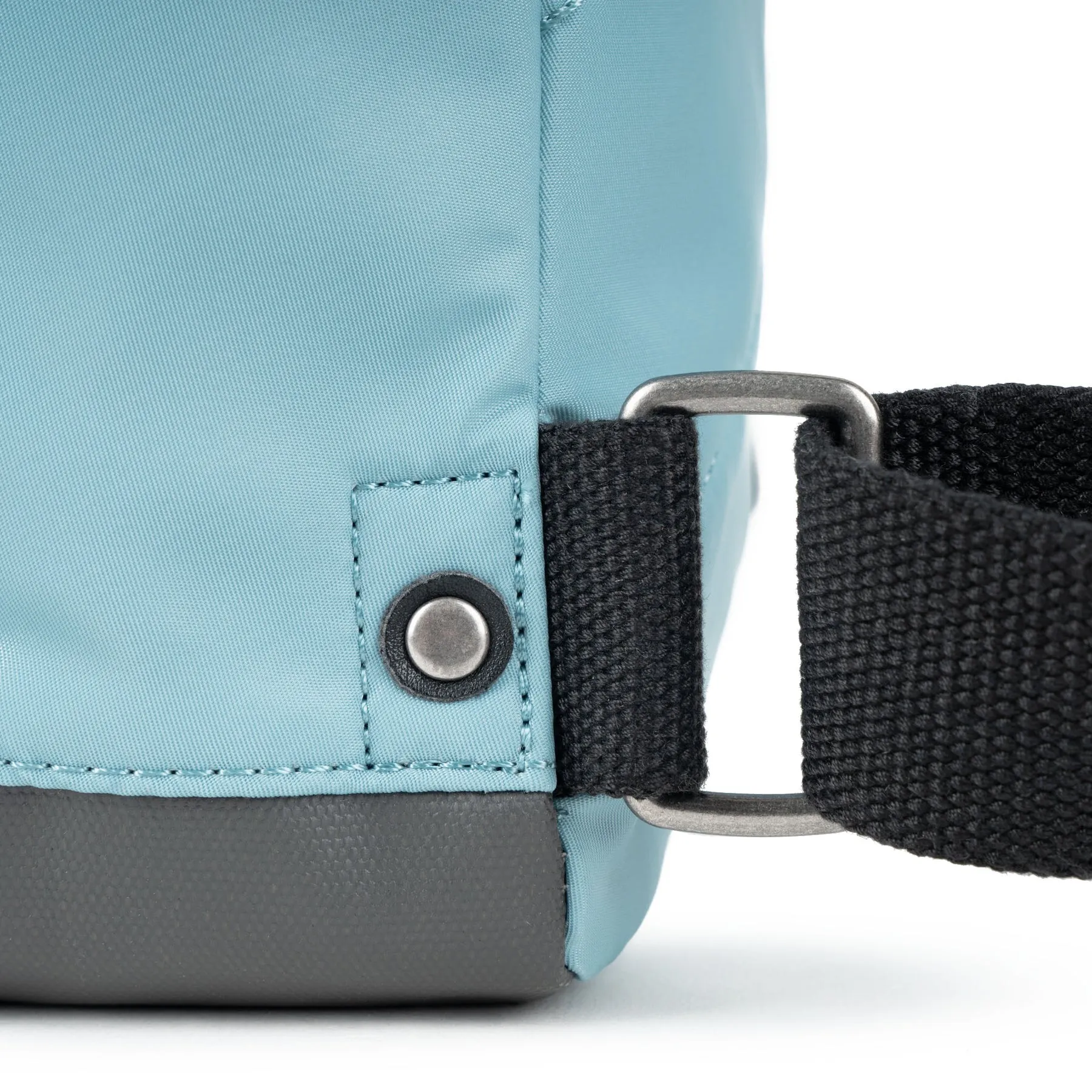 Roka Bantry Black Label Recycled Nylon Spearmint