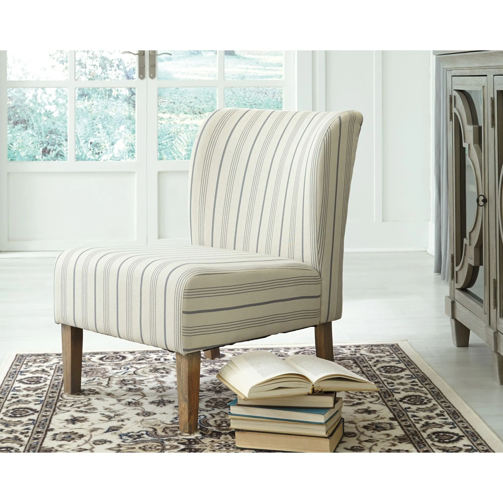 Triptis Accent Chair - Cream/Blue