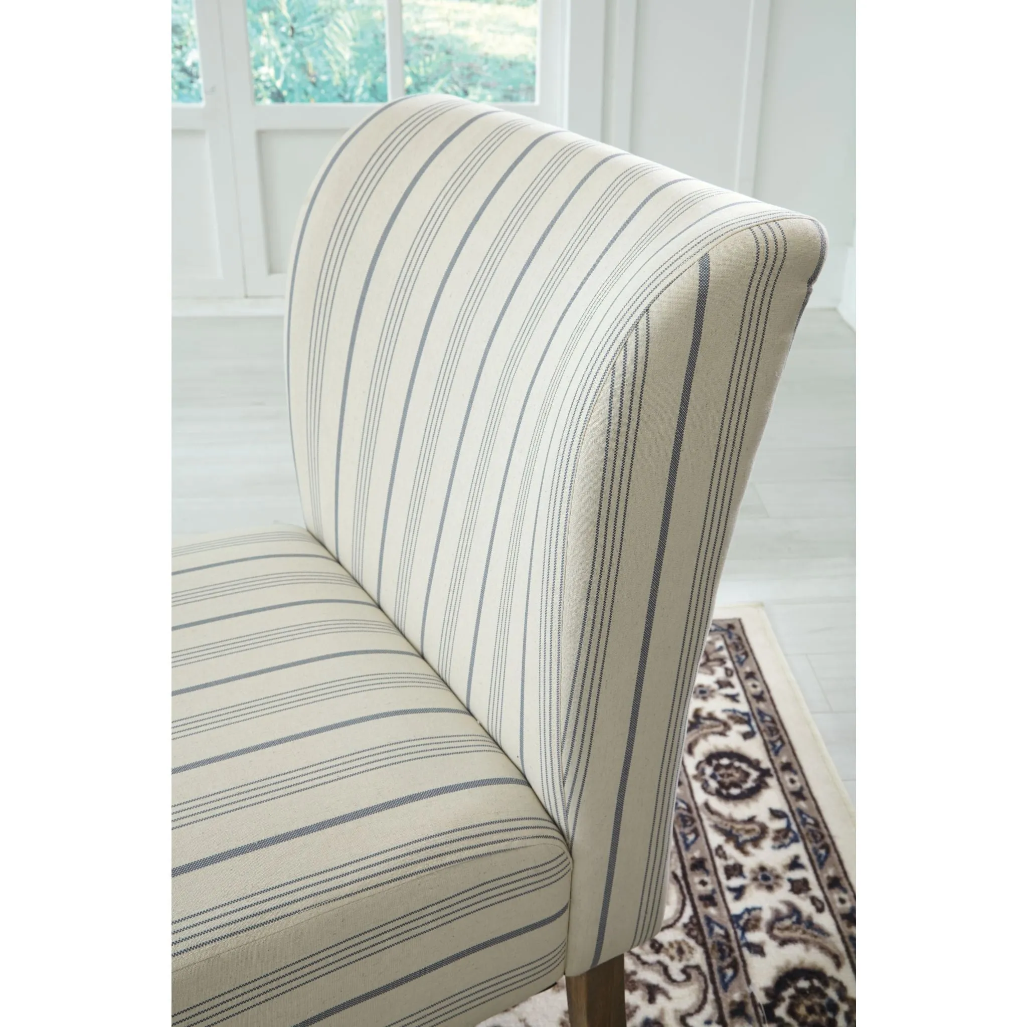 Triptis Accent Chair - Cream/Blue