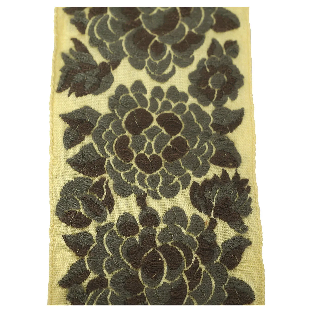 Vintage Embroidered Floral Ribbon Sewing Trim Per Yard 2.5 Inch Width