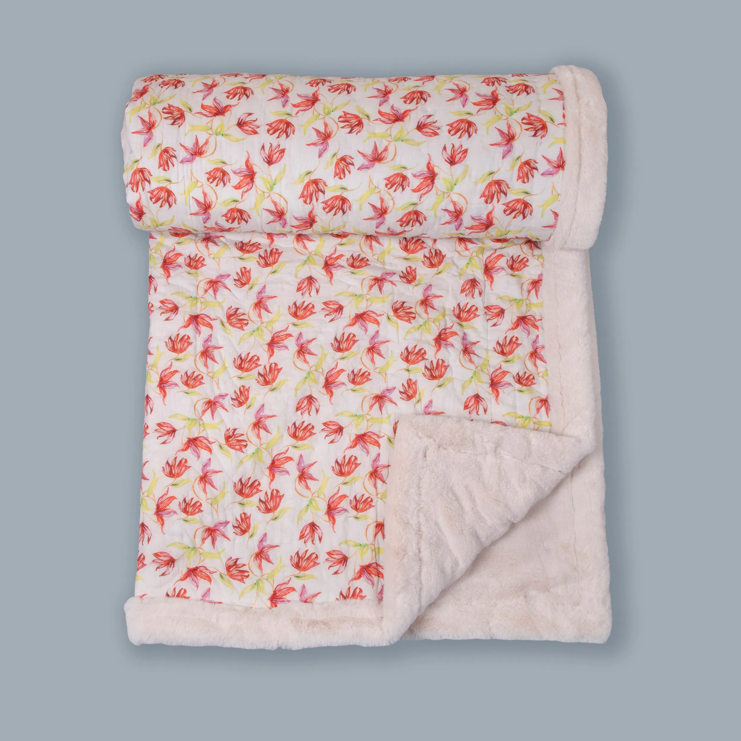 White And Red Floral Printed Two In One Fur Quilt