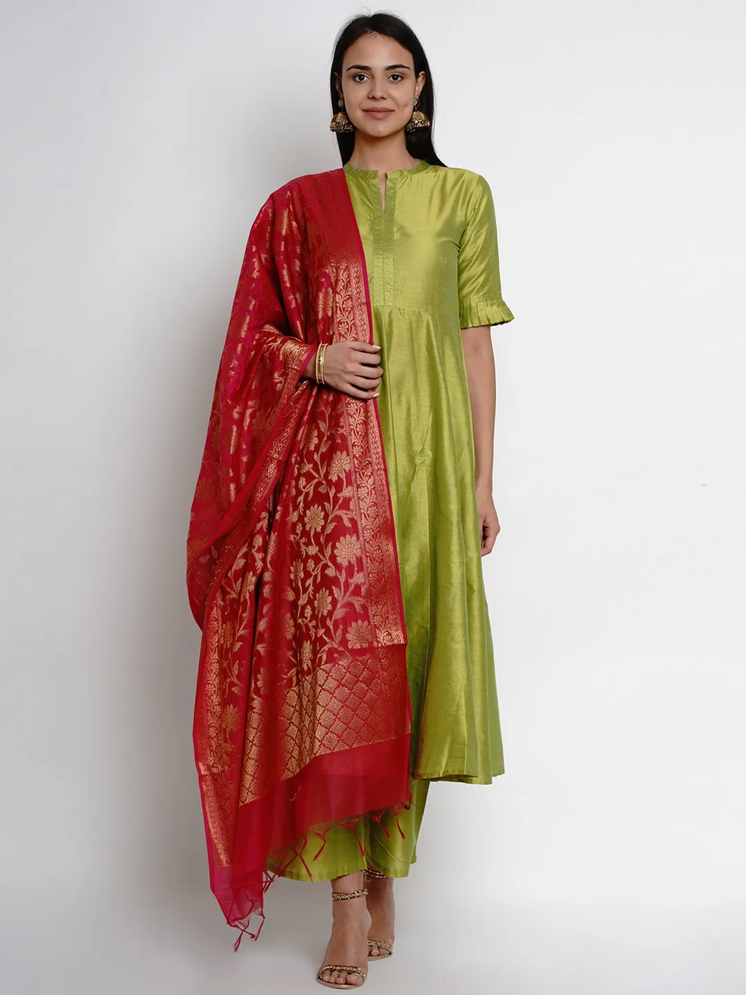 Women'S Green & Red Solid Kurta With Palazzos & Dupatta